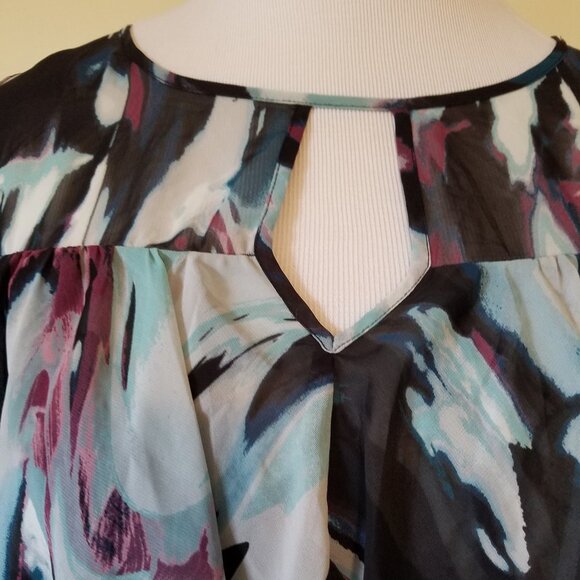 Jennifer Lopez shear ruffled top sz M - Picture 2 of 5